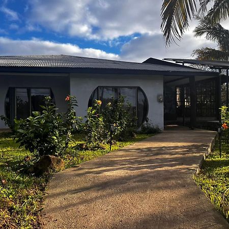 Hotel Hanau'Eepe Hanga Roa Exteriér fotografie